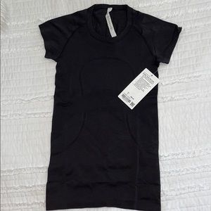 lululemon black swiftly tech crew